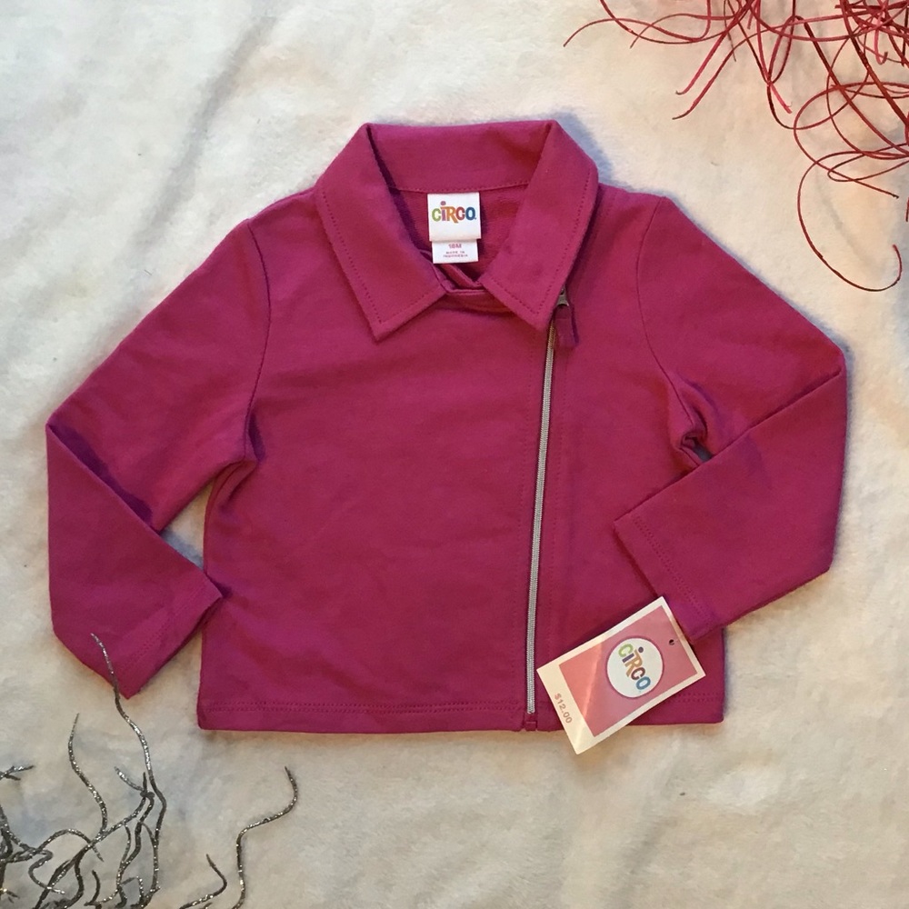 Asymmetrical zip-up jacket